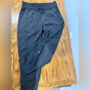 Lululemon cinched joggers. Size 8